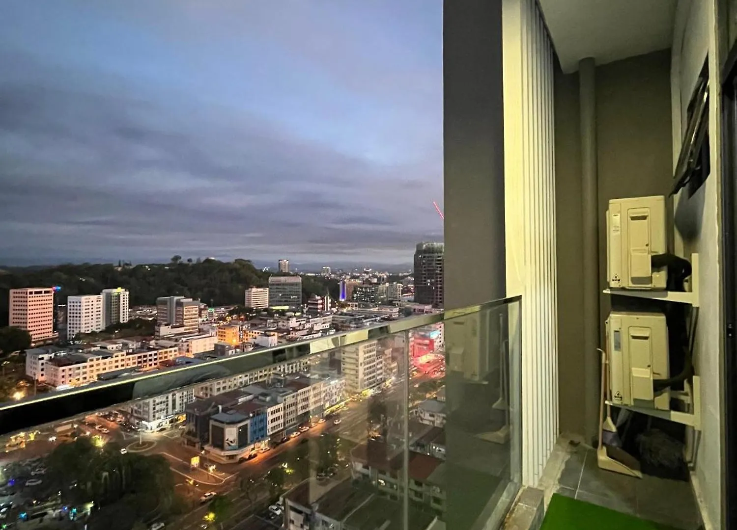 The Shore Kota Kinabalu By Sky Suites Apartament